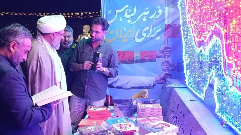 بازدید حجت الاسلام یوسفی مسول نمایندگی ولی فقیه سپاه حضرت صاحب الامر(عج) استان قزوین از نمایشگاه دفاع...