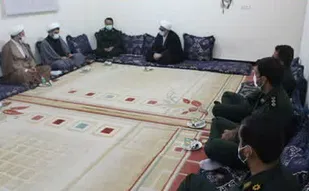 فرمانده و جمعی از پاسداران سپاه کنگان با امام جمعه این شهر دیدار کردند
