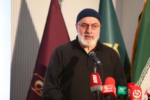 هنرمندان، جان&zwnj;فداهای کشور هستند
