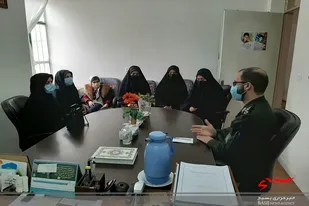 مدیر آموزشگاه حضرت آسیه (س) با فرمانده حوزه بسیج دانش آموزی ولایت سرخه دیدار کرد