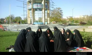 تجدید میثاق بسیجیان شهرستان بهار با شهدای گمنام