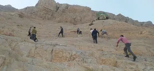 اجرای برنامه کوهپیمایی ویژه بسیجیان
