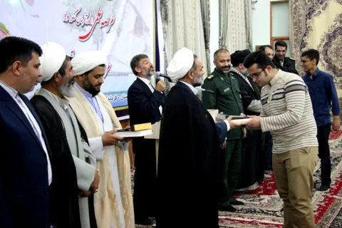 مراسم تقدیر از برترین‌های بسیج در بجستان برگزار شد