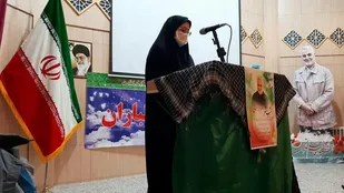 شب شعر و خاطره به یاد سپهبد شهید حاج قاسم سلیمانی در مروست برگزار شد