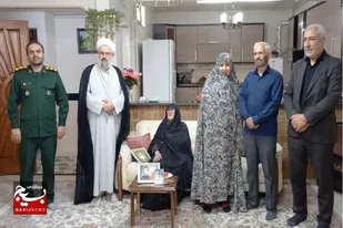 دیدار مسئولین شهرستان ملایر با خانواده شهدا