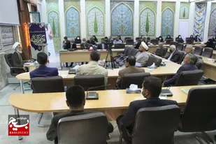 عصر شعر و ستایشگری با حضور امام جمعه شهرکرد