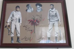 دیدار پرسنل سپاه ناحیه خواانسار با خانواده معظم شهید احمدی/ تصاویر