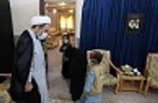 کوتاهی قامت را با همت بلند و تلاش جبران کنید