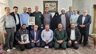 سردار حاج علی فضلی به دیدار خانواده شهدای شهرستان ری رفت