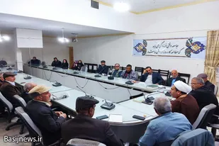 محفل شعر ولایت، ایثار، بسیج در شهرستان ملایر برگزار شد