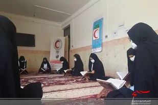 محفل انس با قرآن به مناسبت هلال احمر در جمعیت هلال احمر شهرستان ایرانشهر برگزار شد.