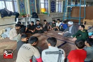 بازدید مسئول تعلیم و تربیت سپاه ناحیه رزن از مراسم معنوی اعتکاف در مساجد شهر دمق