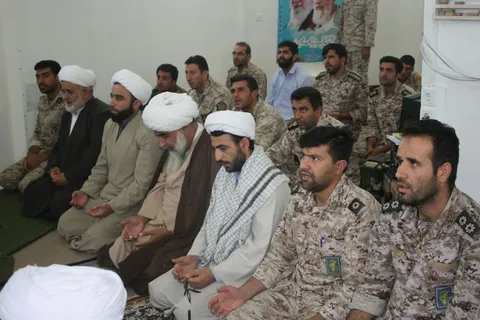 بازدید جمعی از علما استان از مناطق عملیاتی لشکر3حمزه(ع) در پیرانشهر