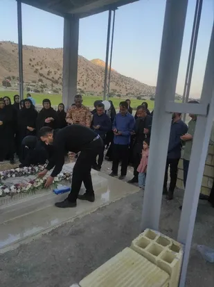 برگزاری مراسم غبارروبی و بزرگداشت شهید مسعود اسدپور در شهرستان دزپارت