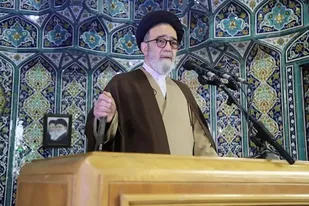 تلاش و تمرکز دشمن ایجاد شکاف اجتماعی/ درخشش قرآن رو ز به روز پرفروغ تر می شود