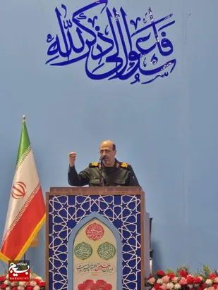 پاسداران ستون استوار انقلاب&zwnj;اند و از هیچ تهدیدی هراسی ندارند/ سپاه سد شکست&zwnj;ناپذیر ملت ایران است