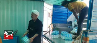 خدمت&zwnj;رسانی خادمان موکب انصار شهدای رغیوه به زائران اربعین در مرز شلمچه