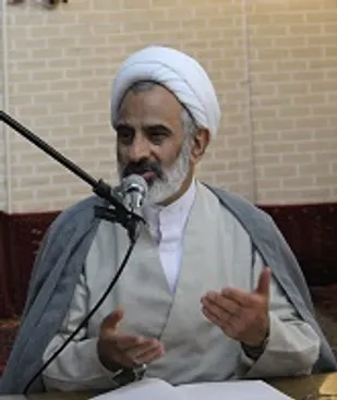 انسان آفریده شده است تا مسیر جاده خاکی تا خداوند را بپیماید
