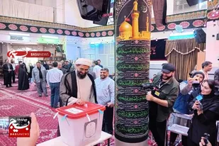 حضور نماینده ولی فقیه در استان و استاندار همدان در پای صندوق رأی