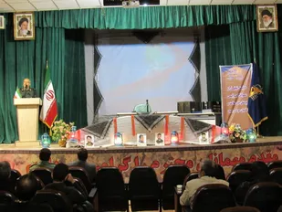 تنها راه پاسخ به فشارهای اقتصادی و تحریم های استکبار جهانی اقتصاد مقاومتی است