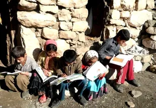 انعقاد تفاهم&zwnj;نامه برچیدن ۶۸ مدرسه سنگی در خوزستان