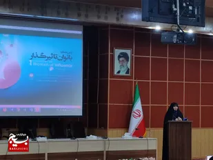 از ۲۶ بانوی تاثیرگذار استان قزوین تجلیل شد