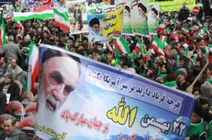 طنین انداز شدن شعار مرگ بر آمریکا در 45 مسیر راهپیمایی 22 بهمن ماه