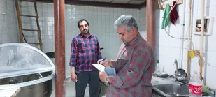 بازدید و سرکشی مسئول بسیج اصناف و بازرسان جهاد کشاورزی و شبکه بهداشت و اتحادیه نانوایان از نانوایی های شهرستان پیشوا