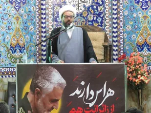 دشمن شناسی مهمترین وجهی است که باید بین ایرانیان باشد / با حفظ هوشیاری کمک کار نیروهای امنیتی باشیم /هر کس روبروی قانون بایستد مردم آنها را کنار خواهند زد