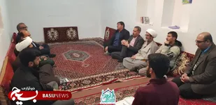 جلسه قرارگاه پیشرفت محله مسجد جامع شهرستان آشتیان