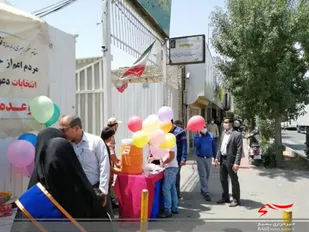شور انتخاباتی بسیجیان حوزه یک دانش آموزی قم در خیابان شهدا