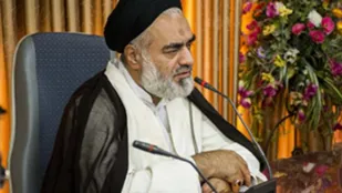 دیدار جمعی از فعالان حوزه عفاف و حجاب با نماینده مردم اصفهان در مجلس خبرگان