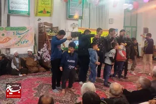 برگزاری جشن انقلاب به همت حوزه مقاومت شهید خواستان فامنین