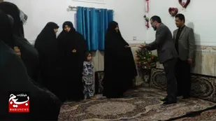 دیدارباخانواده شهید به مناسبت دهه مبارک فجردر ایرانشهر&nbsp;