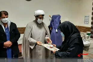 تجلیل از پرستاران زاهدانی توسط بسیجیان