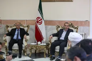 استانداران کرمانشاه و حلبچه عراق بر گسترش مناسبات تجاری و گردشگری تاکید کردند