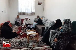 بسیجیان شهرستان سرخه با کارگران محله دیدار کردند