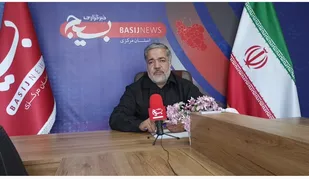 اراک، با نصب ۳۴ المان نوروزی رنگ و بوی بهاری می گیرد