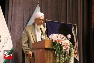 هیچ کس به امام خامنه&zwnj;ای نمی&zwnj;رسد/ خواب کفار با اتحاد مسلمین آشفته می&zwnj;شود