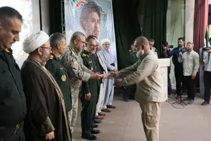 پیشکسوتان جهاد و شهادت، سرمایه&zwnj;های اصلی و الگوی ترویج فرهنگ ایثار در جامعه هستند