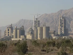 خروجی دودکش کارخانه سیمان تهران دارای استانداردهای مورد تایید محیط زیست است