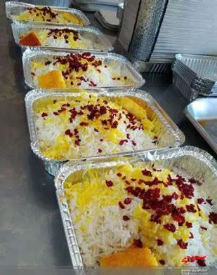 تهیه ی و توزیع 110 هزار پرس غذای گرم
