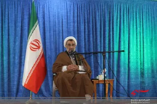 سردار سلیمانی هیچگاه تواضع و فروتنی را از خود دور نکرد