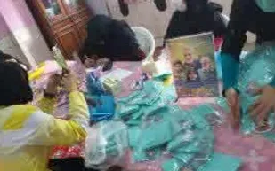 بسته بندی ماسک و بسته فرهنگی در پایگاه بسیج سمیه انجام شد