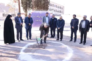 کلنگ احداث 2 مدرسه 12 کلاسه خیر ساز و یک مدرسه ۹ کلاسه خیر ساز در شهر کرمان به زمین زده شد