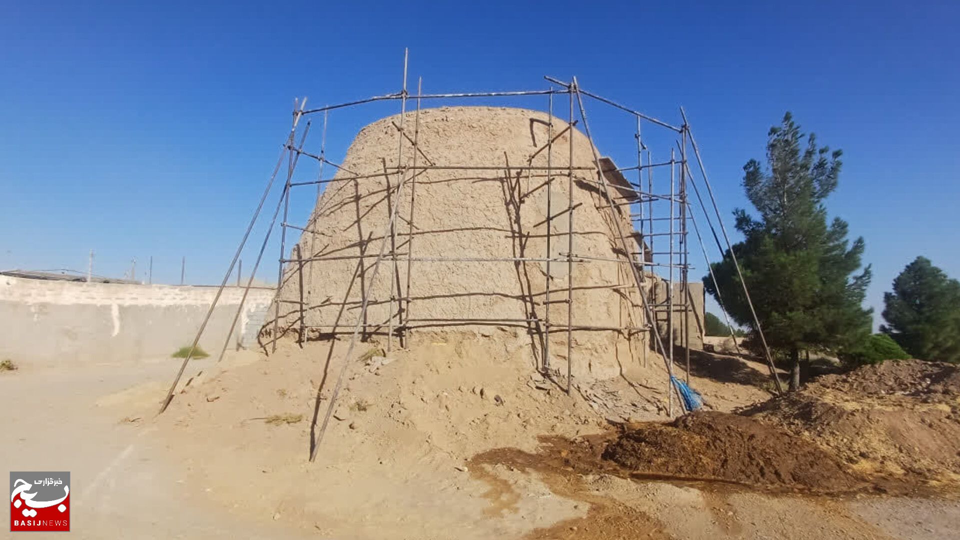 مرمت مسجد تاریخی شکر بار خواف آغاز شد