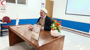 برگزاری نشست روشنگری به مناسبت هفته بسیج در هلال احمر جوانرود