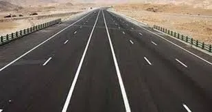 امسال ۵۰ درصد چهارخطه ازنا - شازند به اتمام می&zwnj;رسد