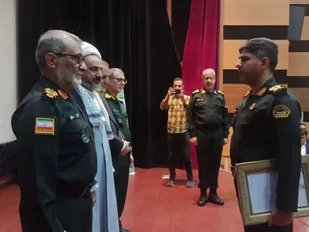 پلیس باید تکیه&zwnj;گاه مردم باشد