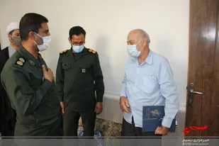 دیدار با خانواده شهید محمد علی دلواری در هفته بسیج